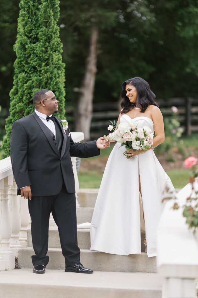 Guests enjoying an elegant outdoor reception designed by Christiana Burton at Hazelnut Farm.