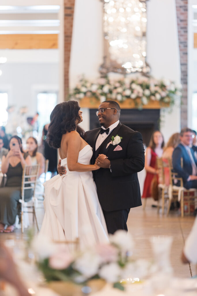 Classic Hazelnut Farm wedding ceremony planned by Christiana Burton and photographed with timeless style by Louisville wedding photographer Emily Peters.