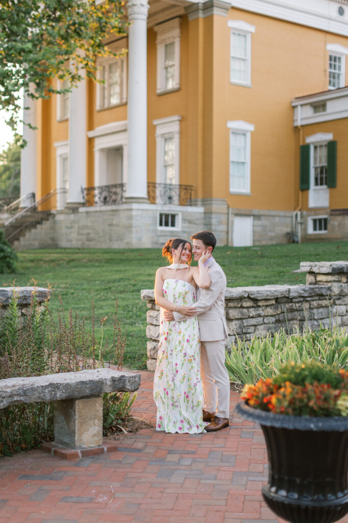 Wedding photo at the Lanier Mansion in Madison, Indiana.